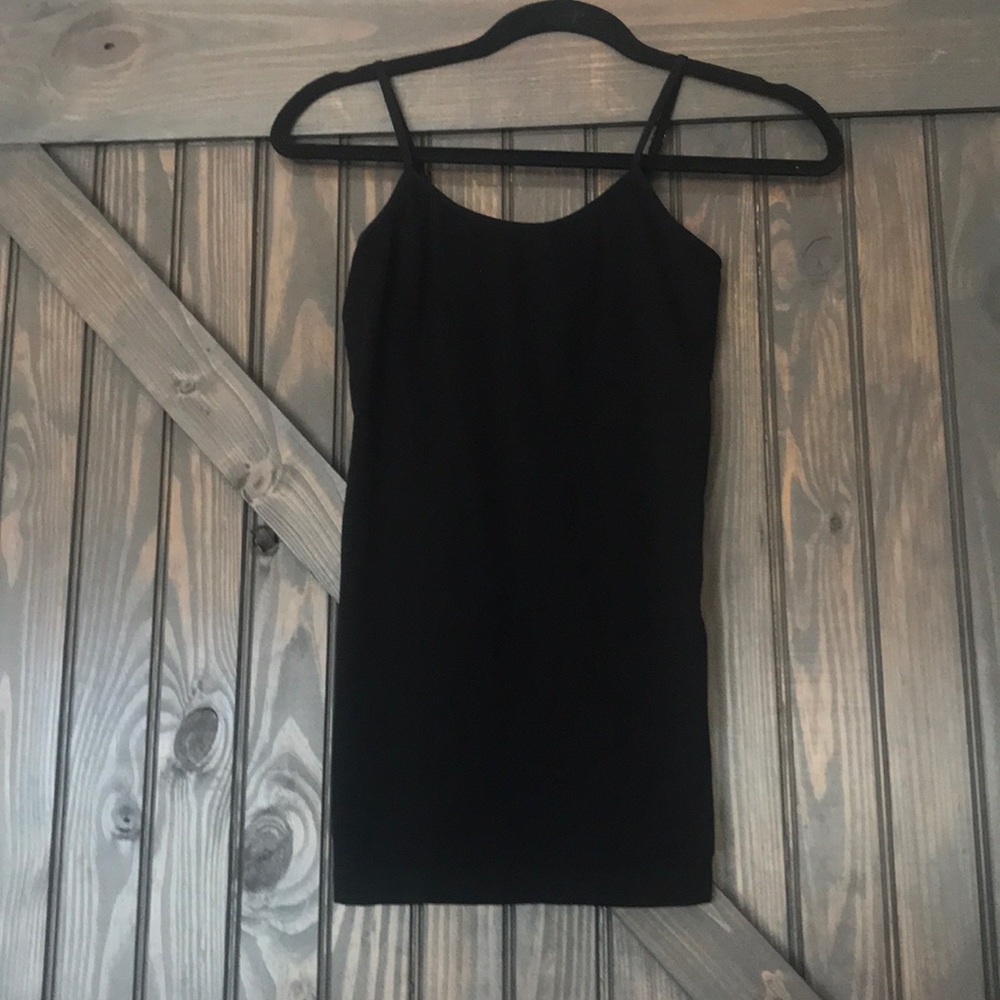 Black workout tanktop